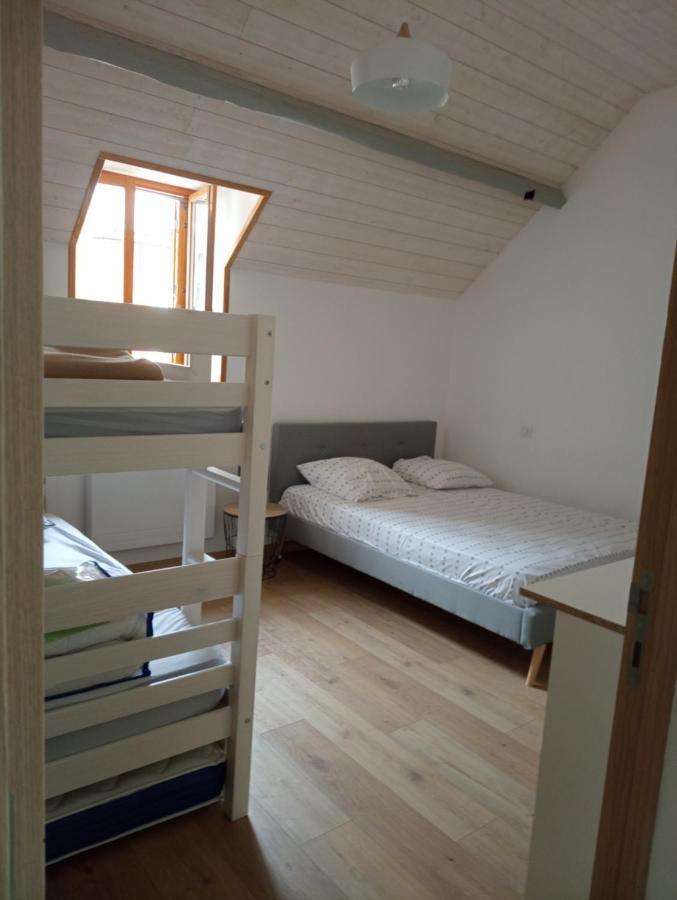 Jolie Maison De Ville En Bord De Neste 8/9 Pers Sarrancolin Eksteriør billede