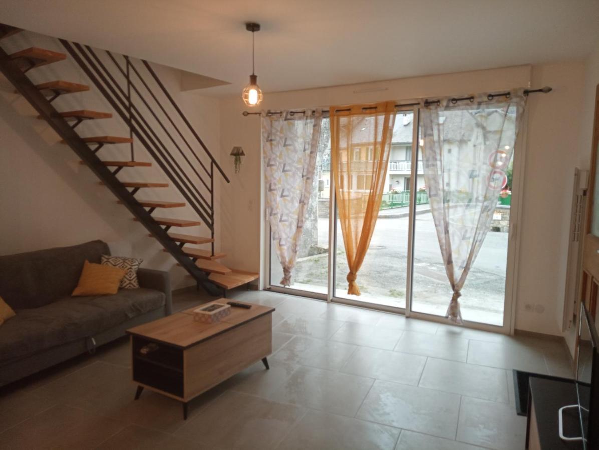 Jolie Maison De Ville En Bord De Neste 8/9 Pers Sarrancolin Eksteriør billede